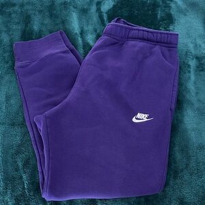 Nike Men’s Purple Sweatpants